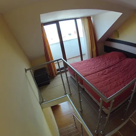 Apolis Hotell