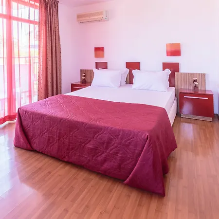 Apolis Hotell